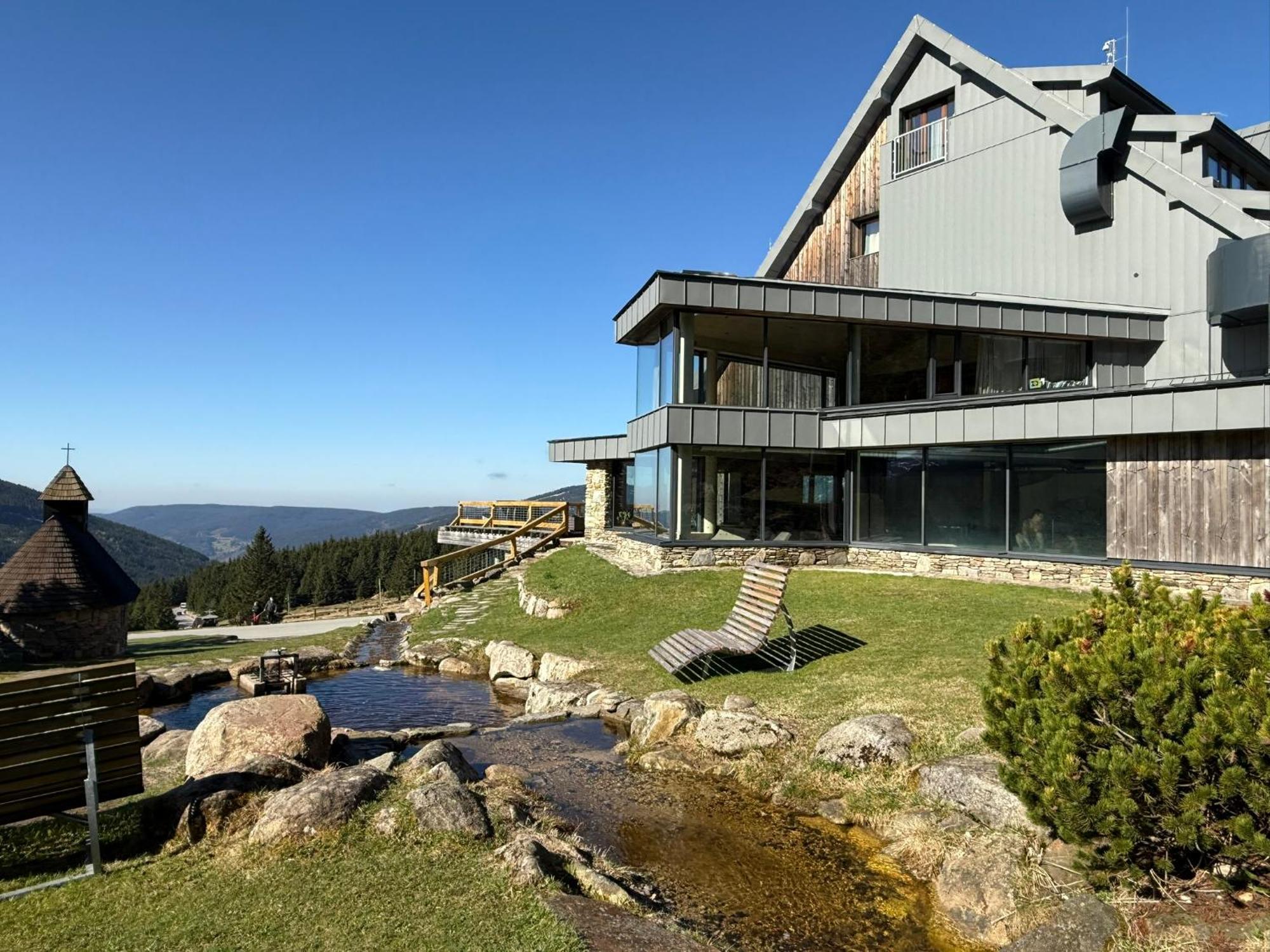Erlebachova Bouda, Hotel - Resort Svaty Frantisek Spindleruv Mlyn Exterior photo