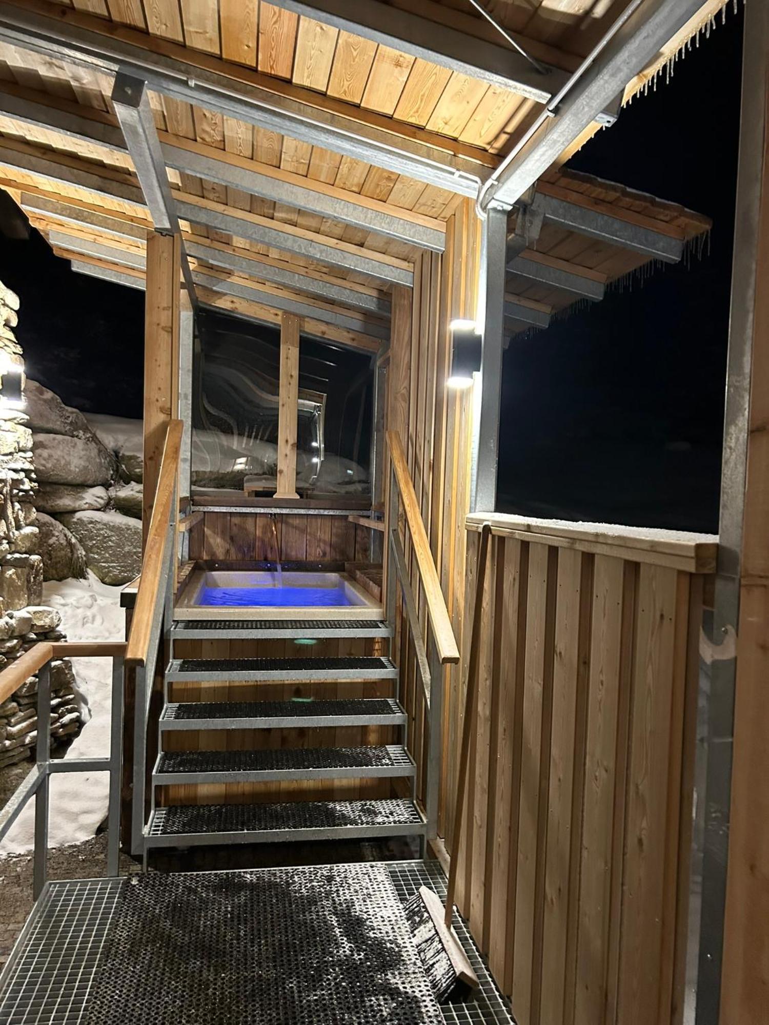 Erlebachova Bouda, Hotel - Resort Svaty Frantisek Spindleruv Mlyn Exterior photo